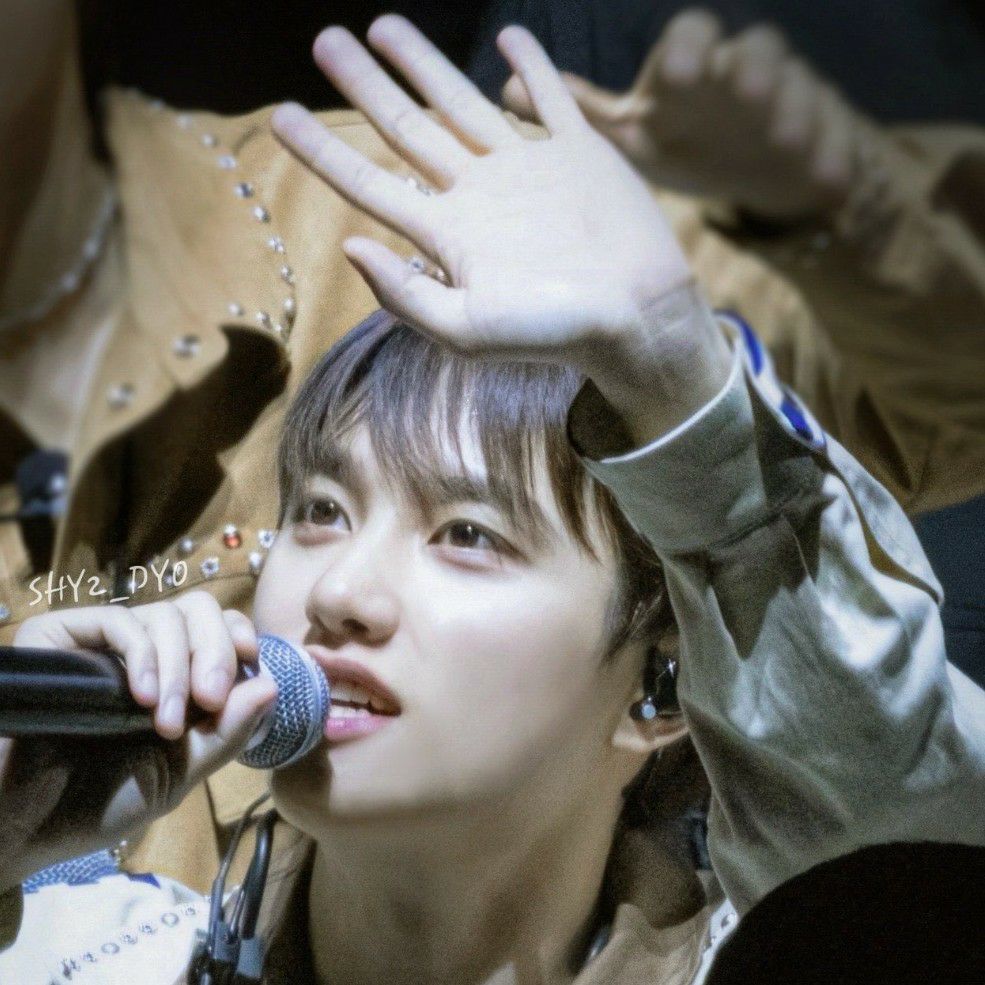 디오 (EXO)의 최신 사진