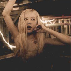 로제 (BLACKPINK)의 비하인드 컷