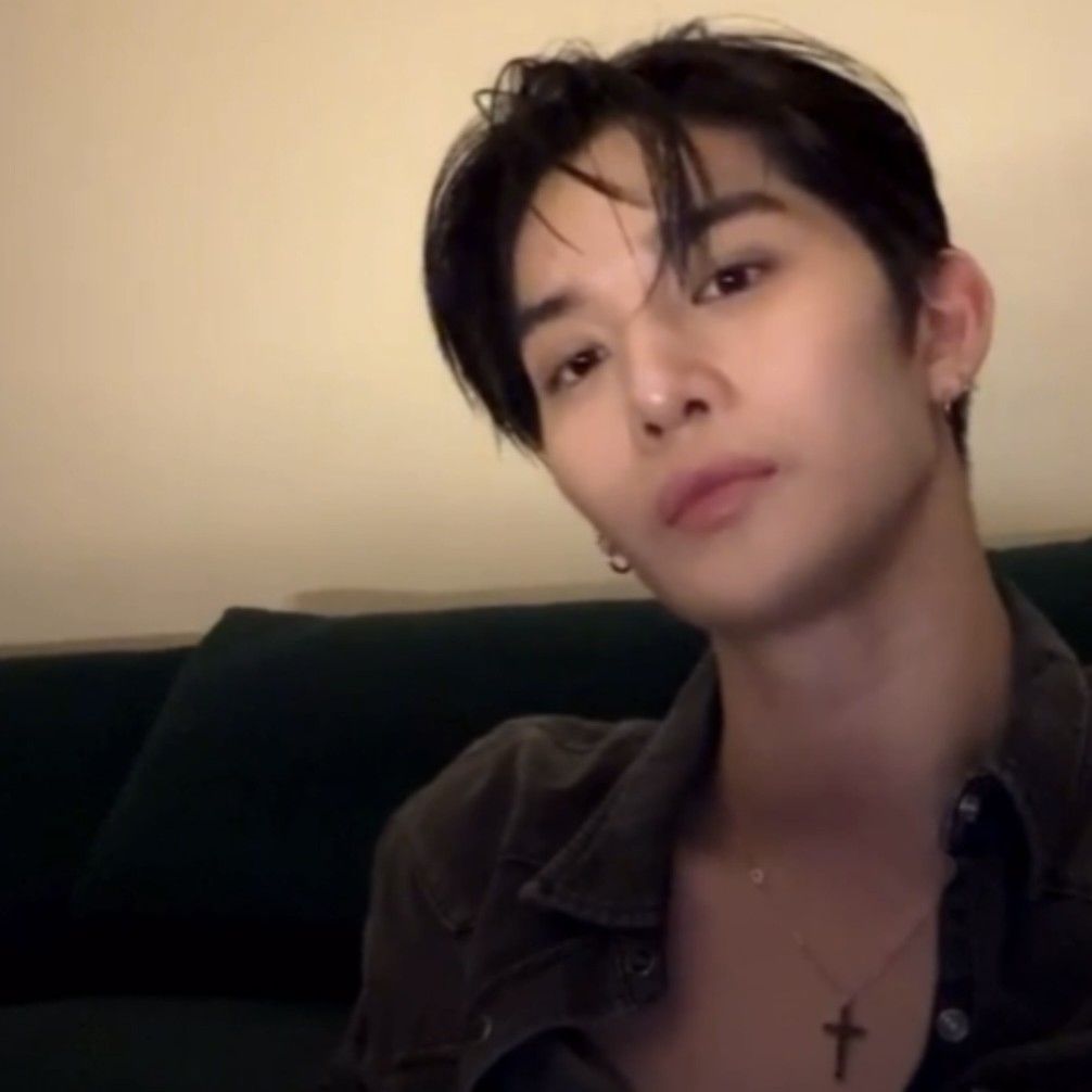 Recent activity shot of Bae Jinyoung