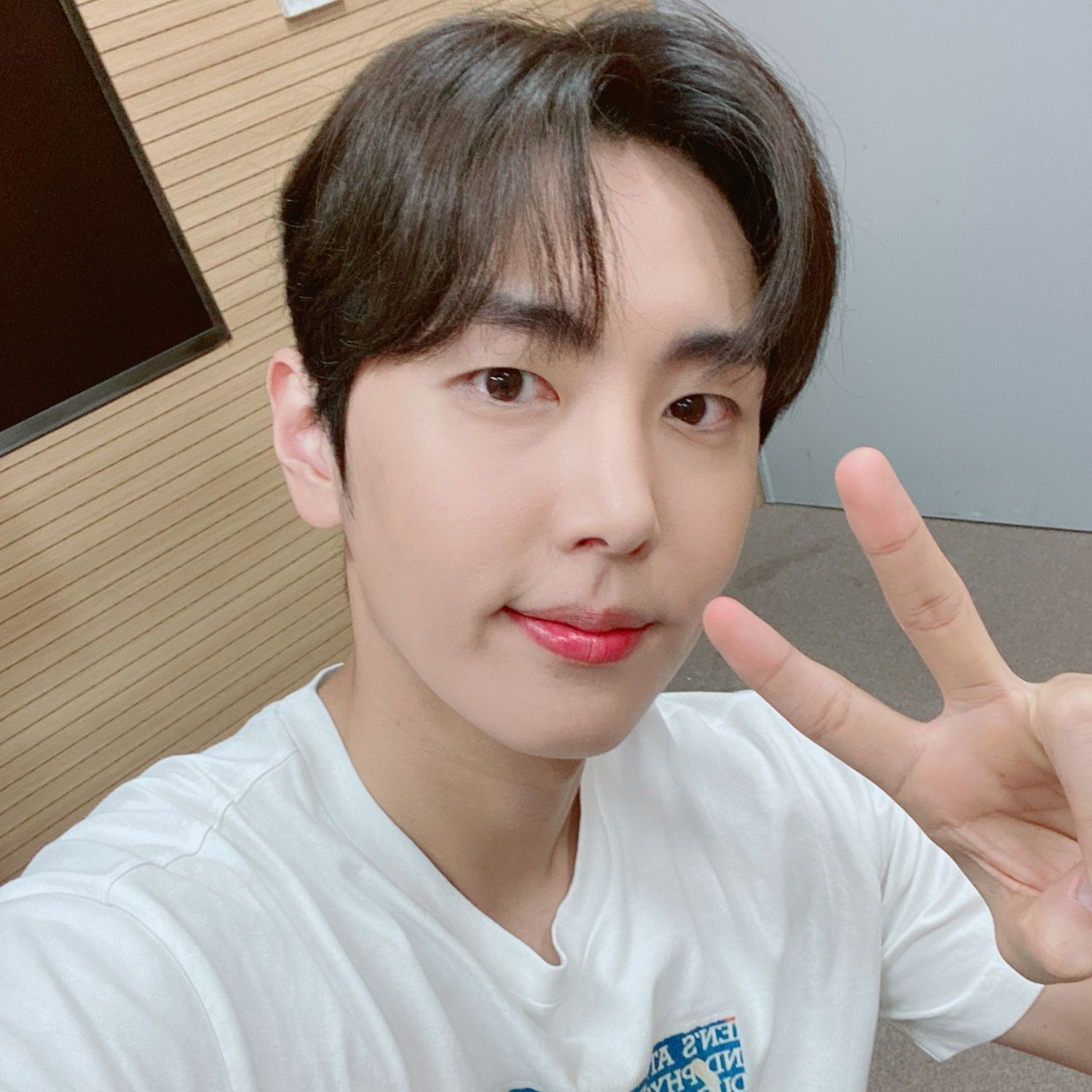 Latest photo of Jaeyoon (SF9)