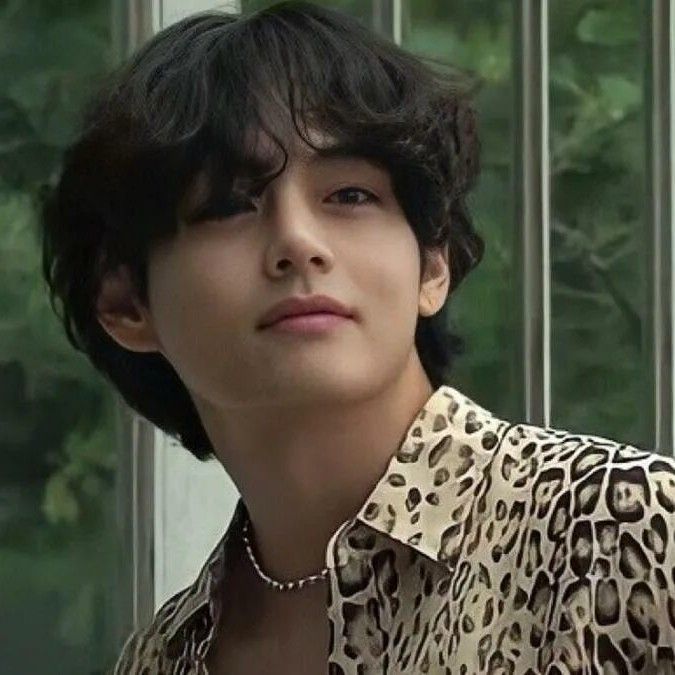 Recent activity shot of V (BTS)