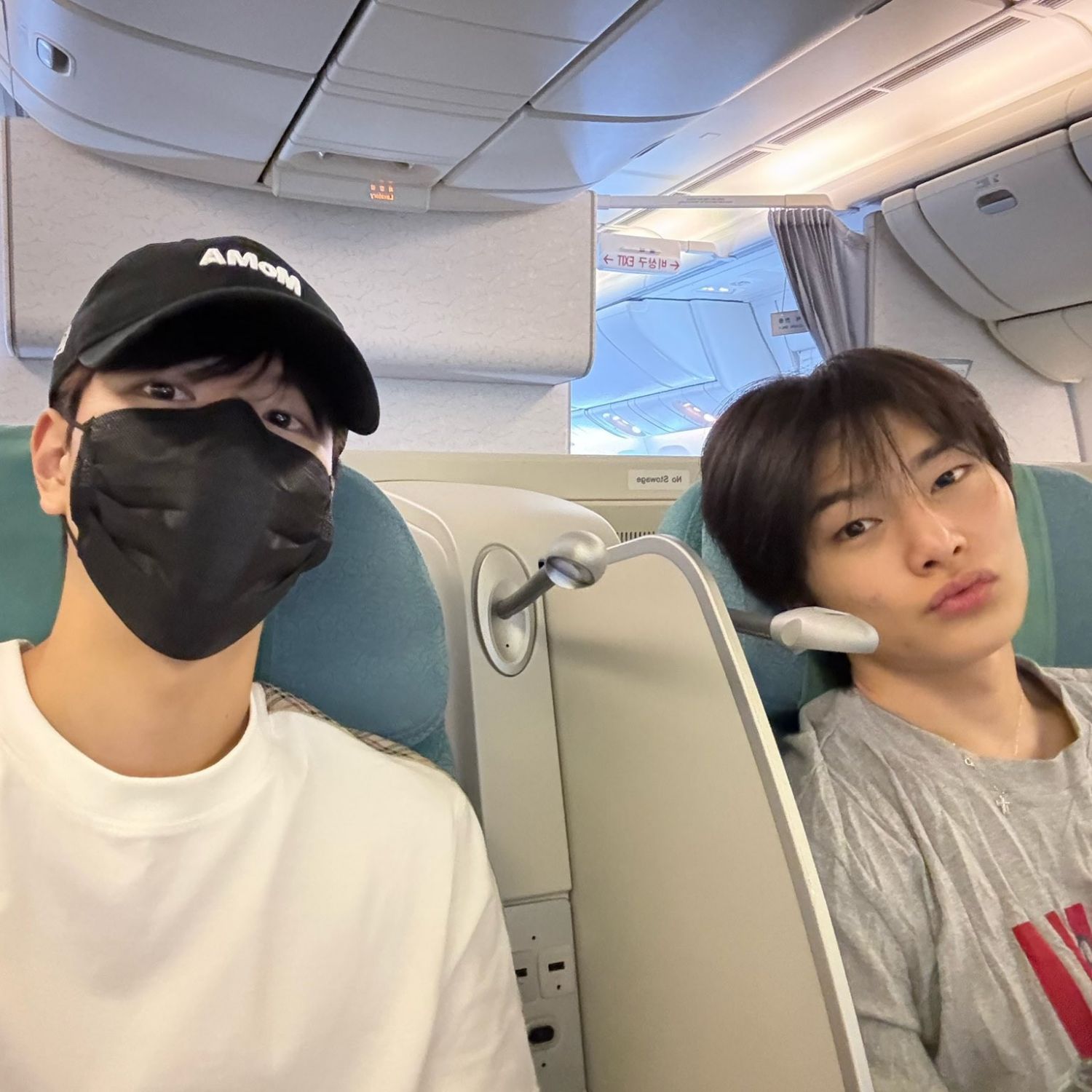 Behind-the-scenes cut of Stray Kids