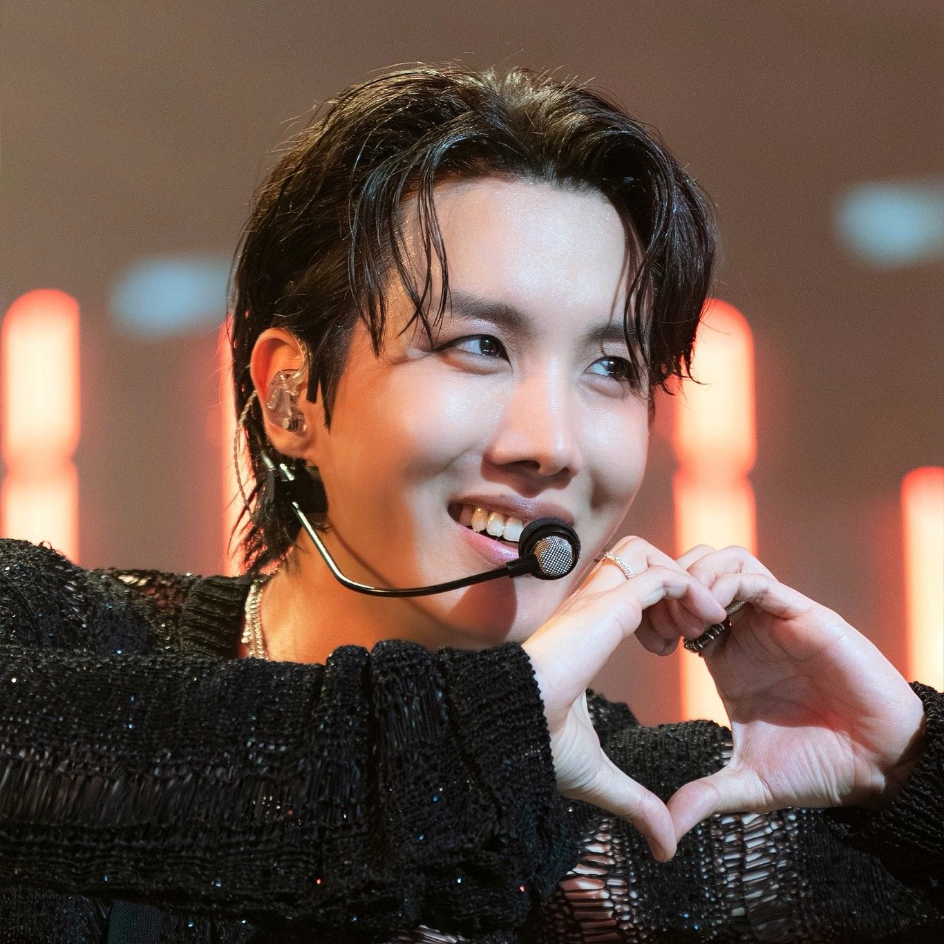 j-hope (BTS)の最近の活動写真