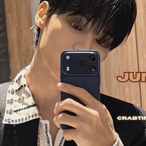 Latest photo of Wooyoung (ATEEZ)