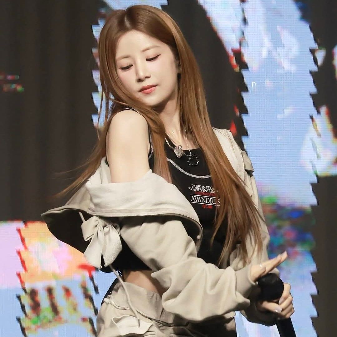 Latest photo of Park Chorong (Apink)