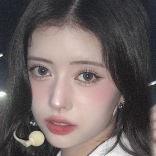 Foto terbaru Rima (NiziU)