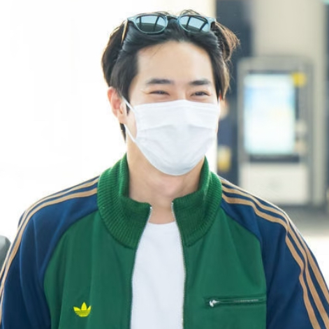 Behind-the-scenes cut of Suho (EXO)