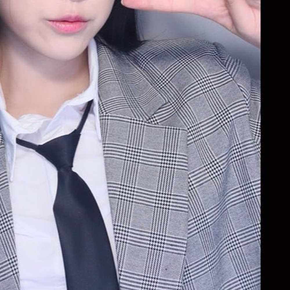 Recent activity shot of HyunJin (Loossemble)