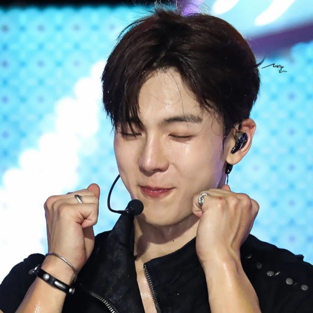 Foto terbaru Shownu (MONSTA X)