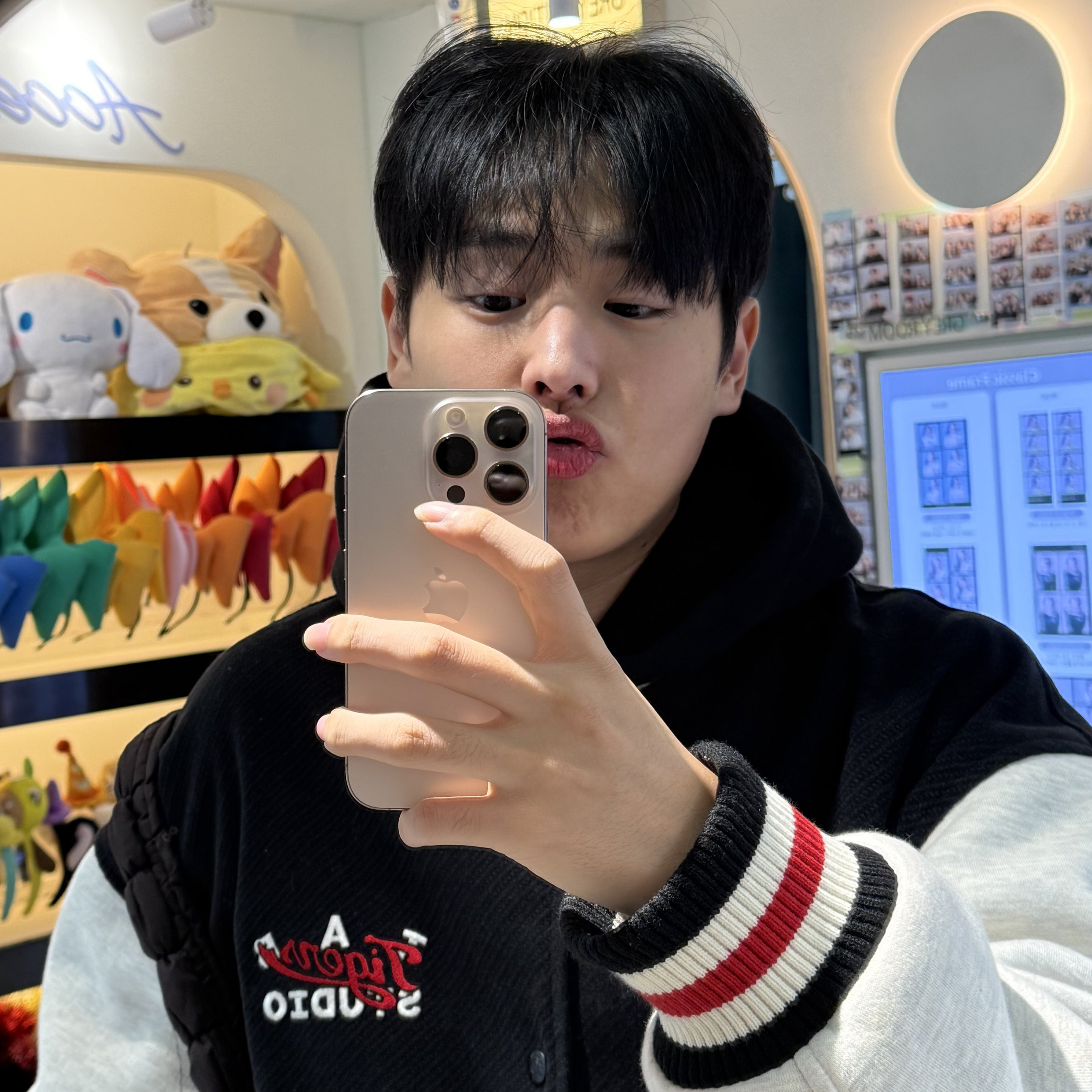 Latest photo of Choi Byungchan