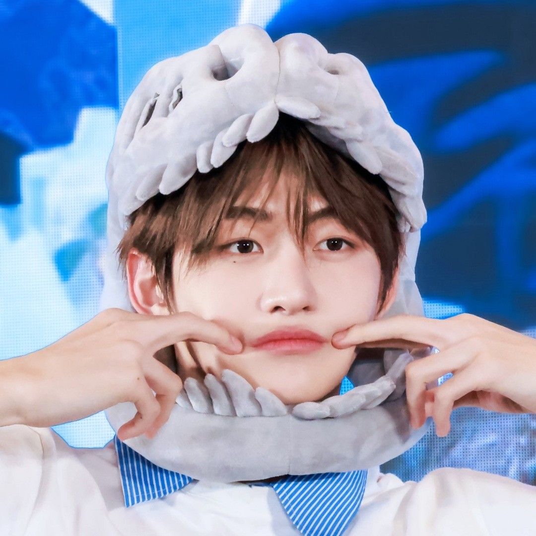 Recent activity shot of Jihoon (TWS)