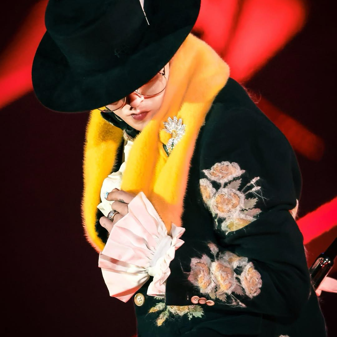 Behind-the-scenes cut of G-DRAGON (BIGBANG)