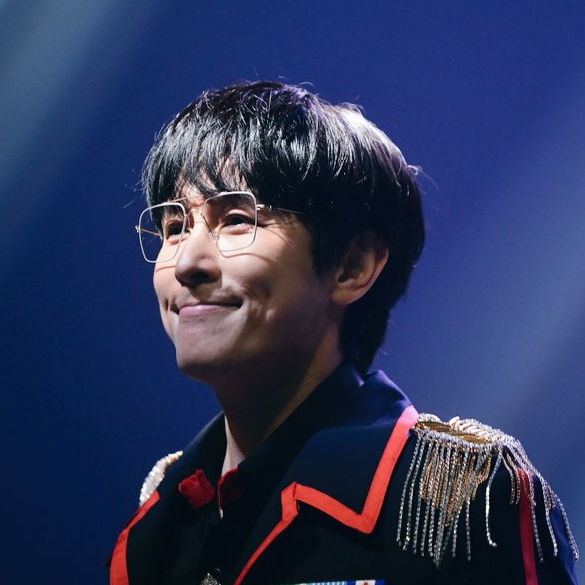 Behind-the-scenes cut of Kim Dongwan (SHINHWA)