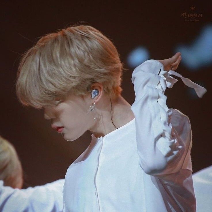 智旻 (防彈少年團)的最新活動照片