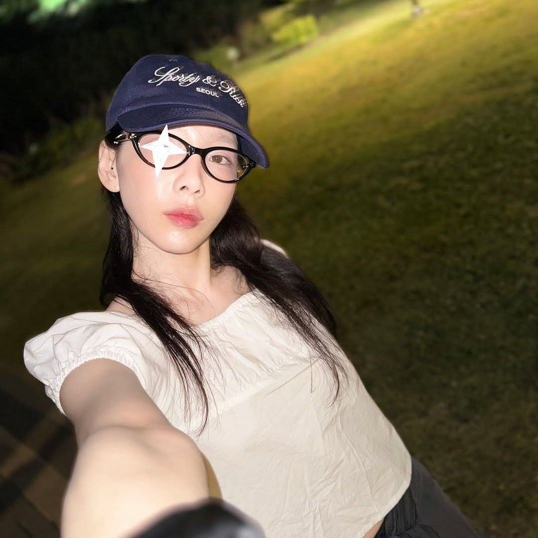 Latest photo of Taeyeon (Girls' Generation)
