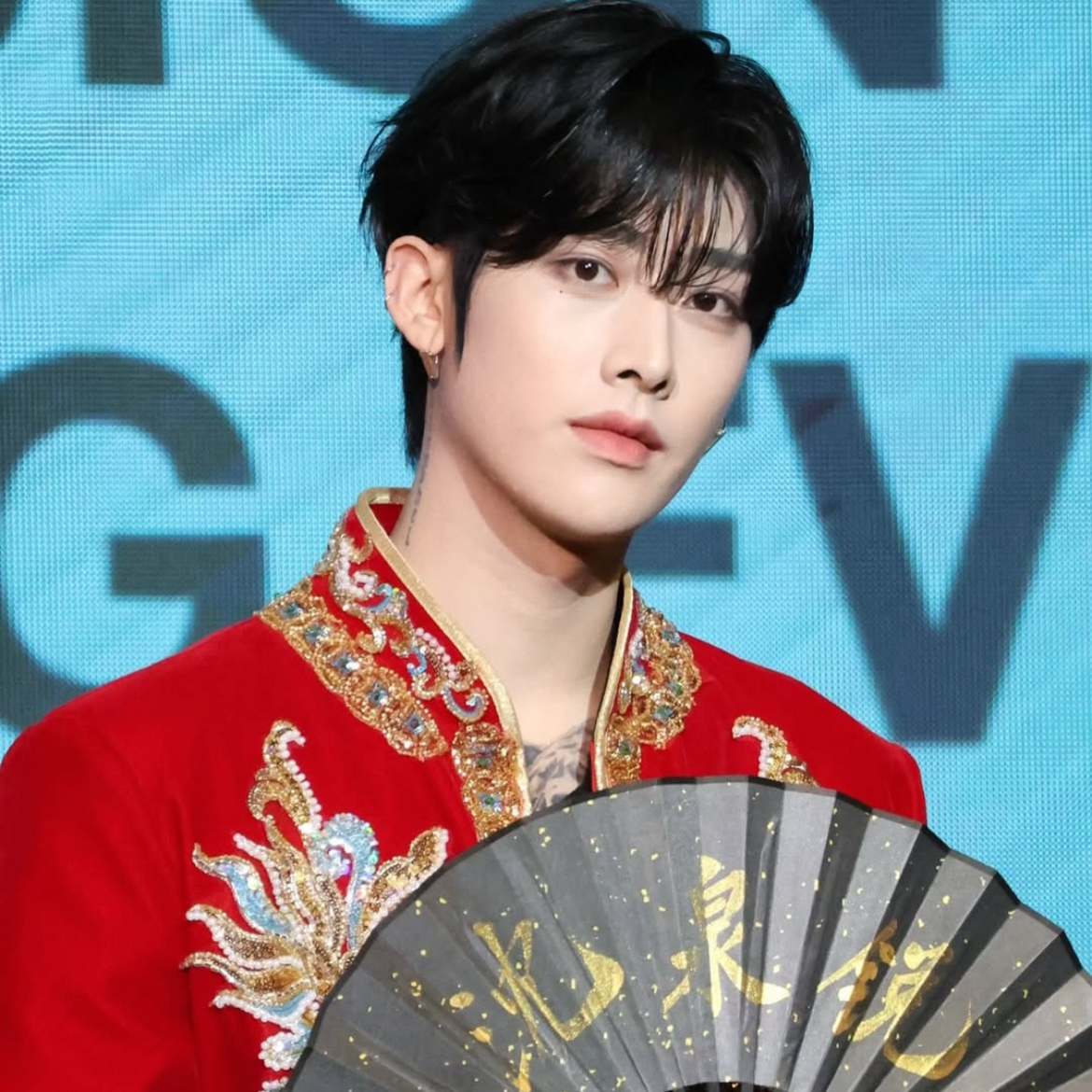 リッキー (ZEROBASEONE)の最新写真