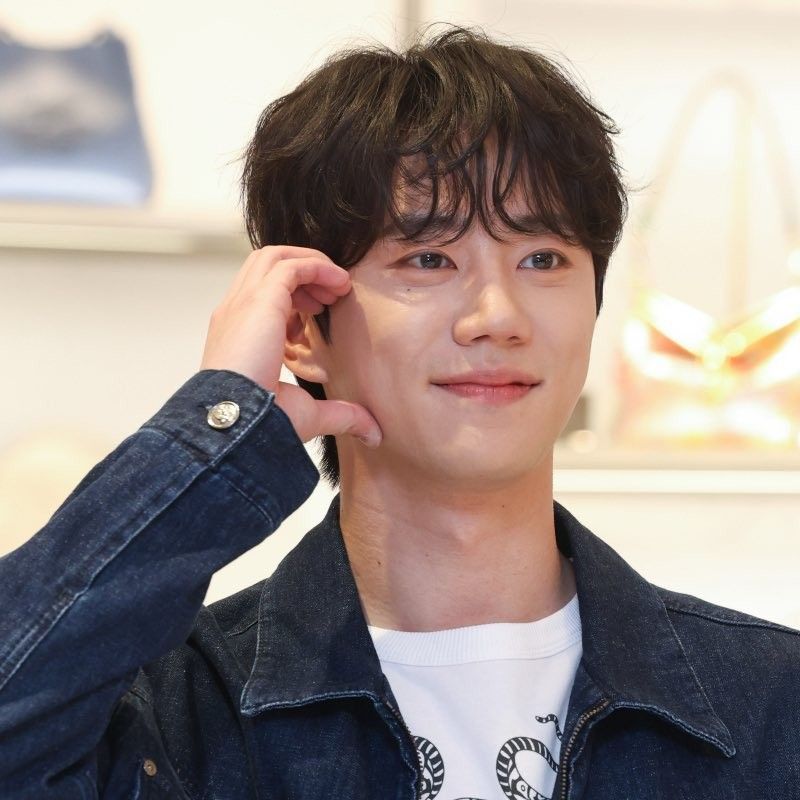 A moment captured by Lee Junyoung's fan