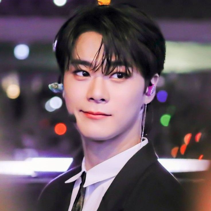 Behind-the-scenes cut of Moonbin (ASTRO)