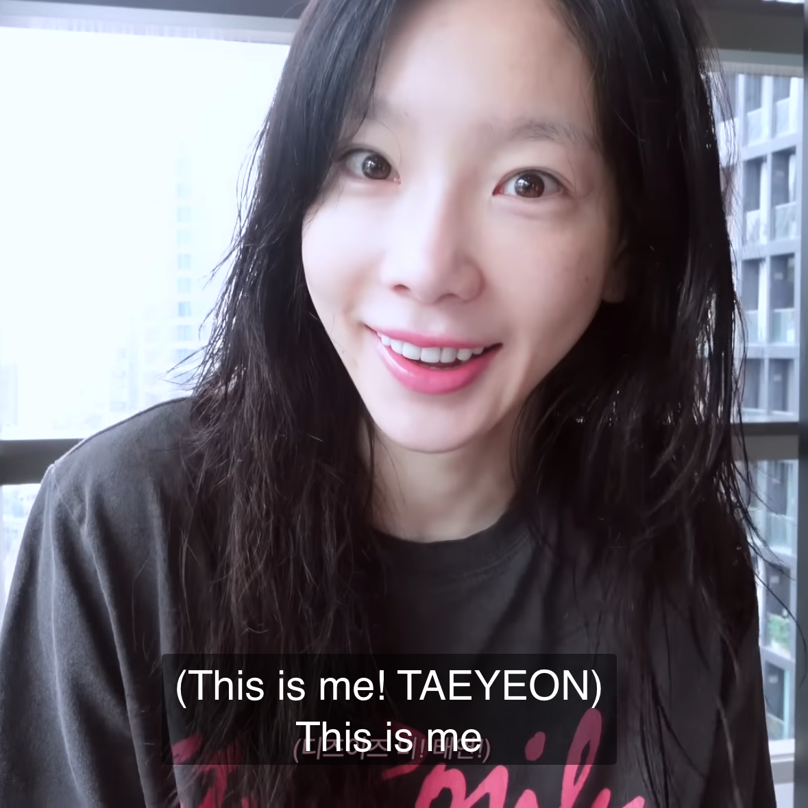 Behind-the-scenes cut of Taeyeon (Girls' Generation)