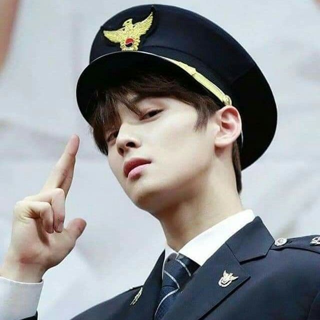 Latest photo of Eunwoo (ASTRO)