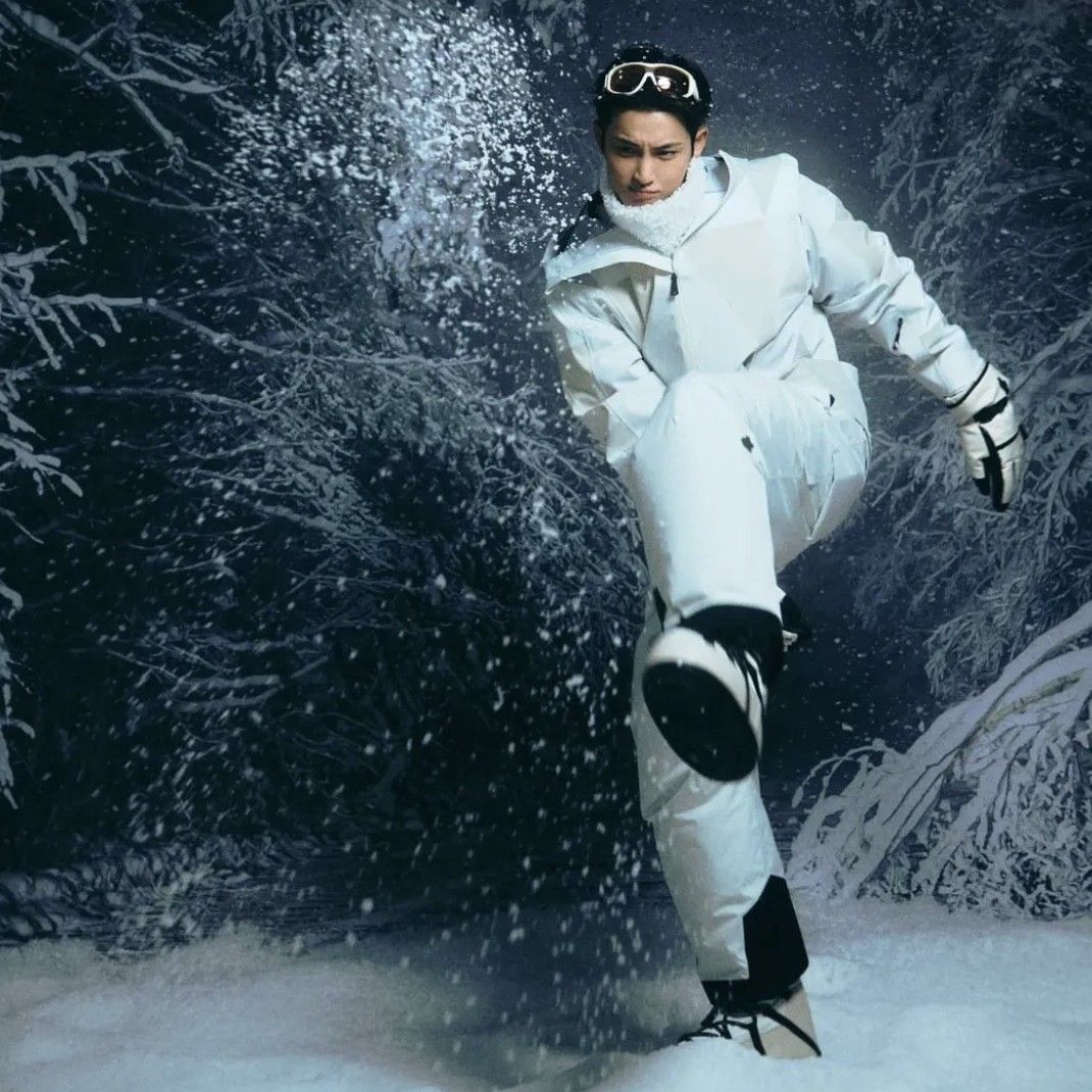 Recent activity shot of Mingyu (SEVENTEEN)