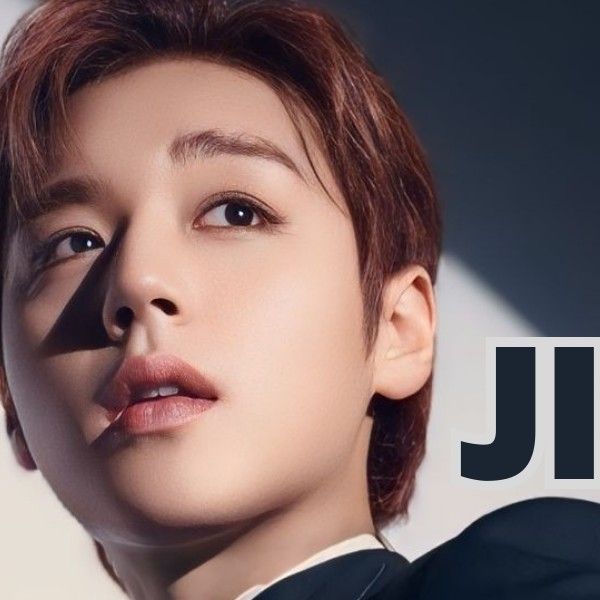 パク・ジフンの最近の活動写真