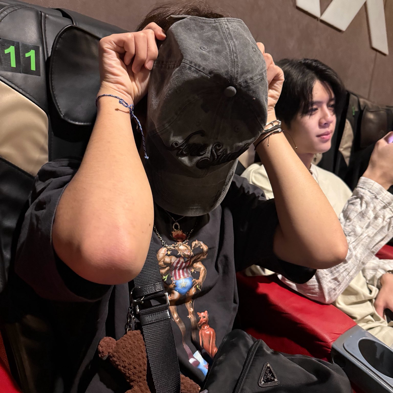 A moment captured by THI-O (NexT1DE)'s fan