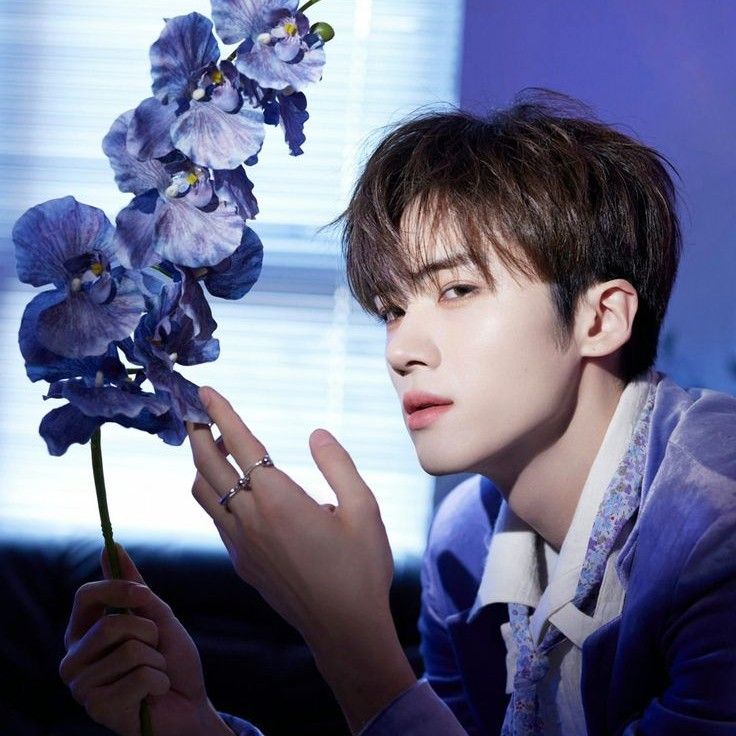 Latest photo of Yanan (PENTAGON)