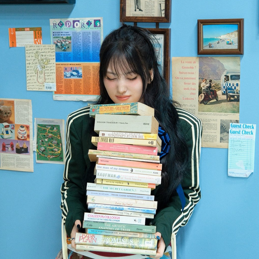 A moment captured by Momo (TWICE)'s fan