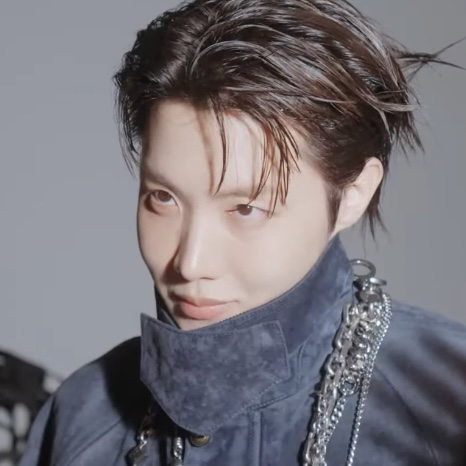 제이홉 (방탄소년단)의 비하인드 컷