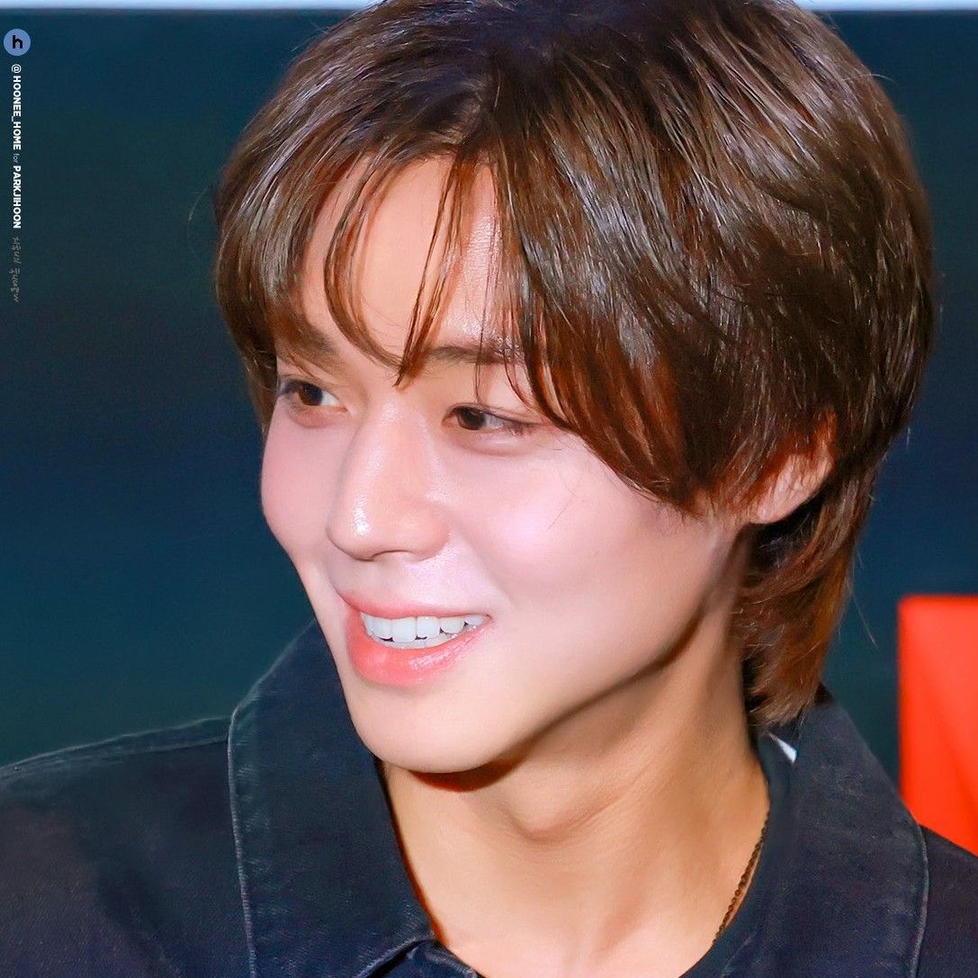 Latest photo of Park Jihoon