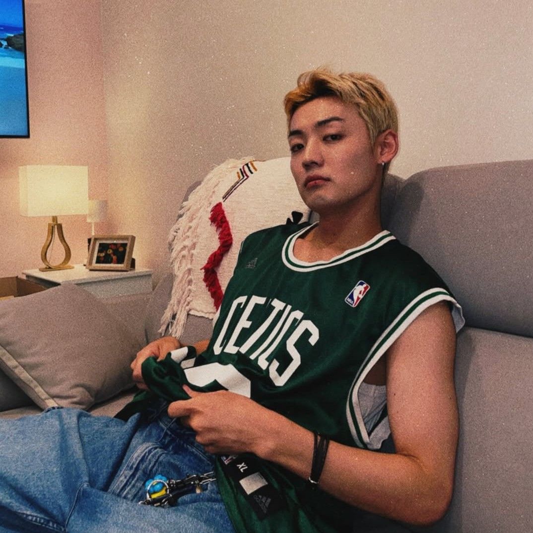 Latest photo of Chan (A.C.E)