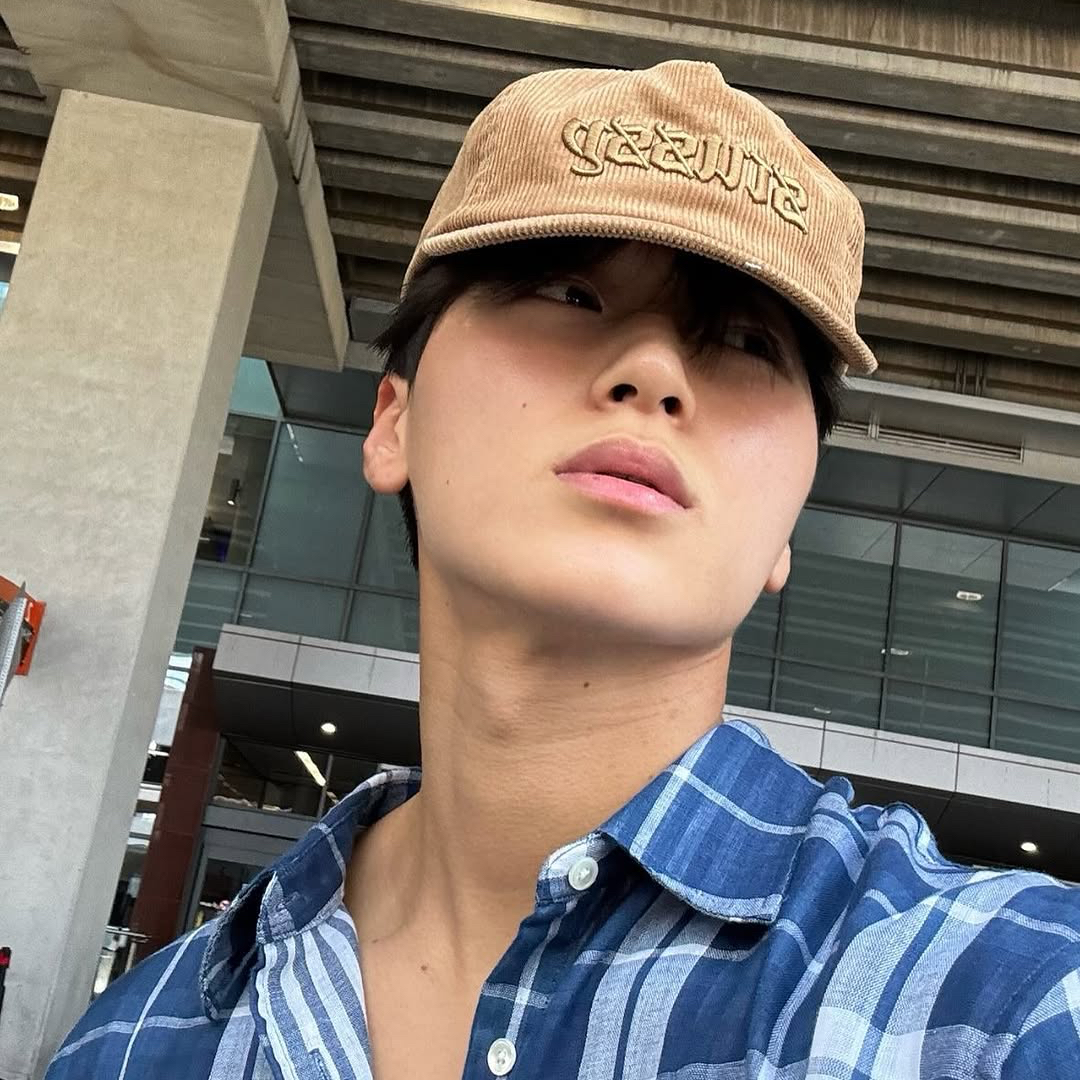 Behind-the-scenes cut of San (ATEEZ)