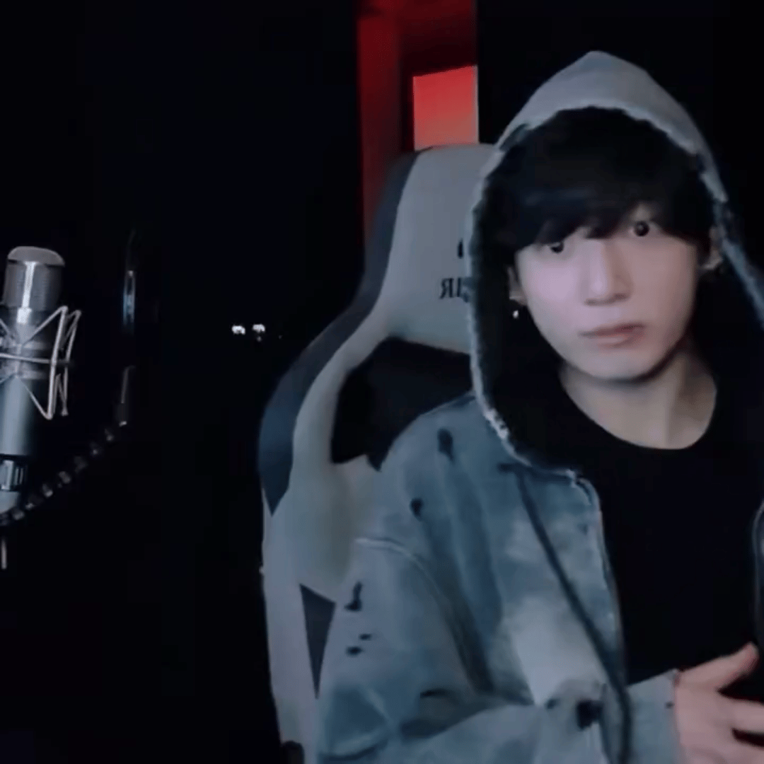 Recent activity shot of Jungkook (BTS)