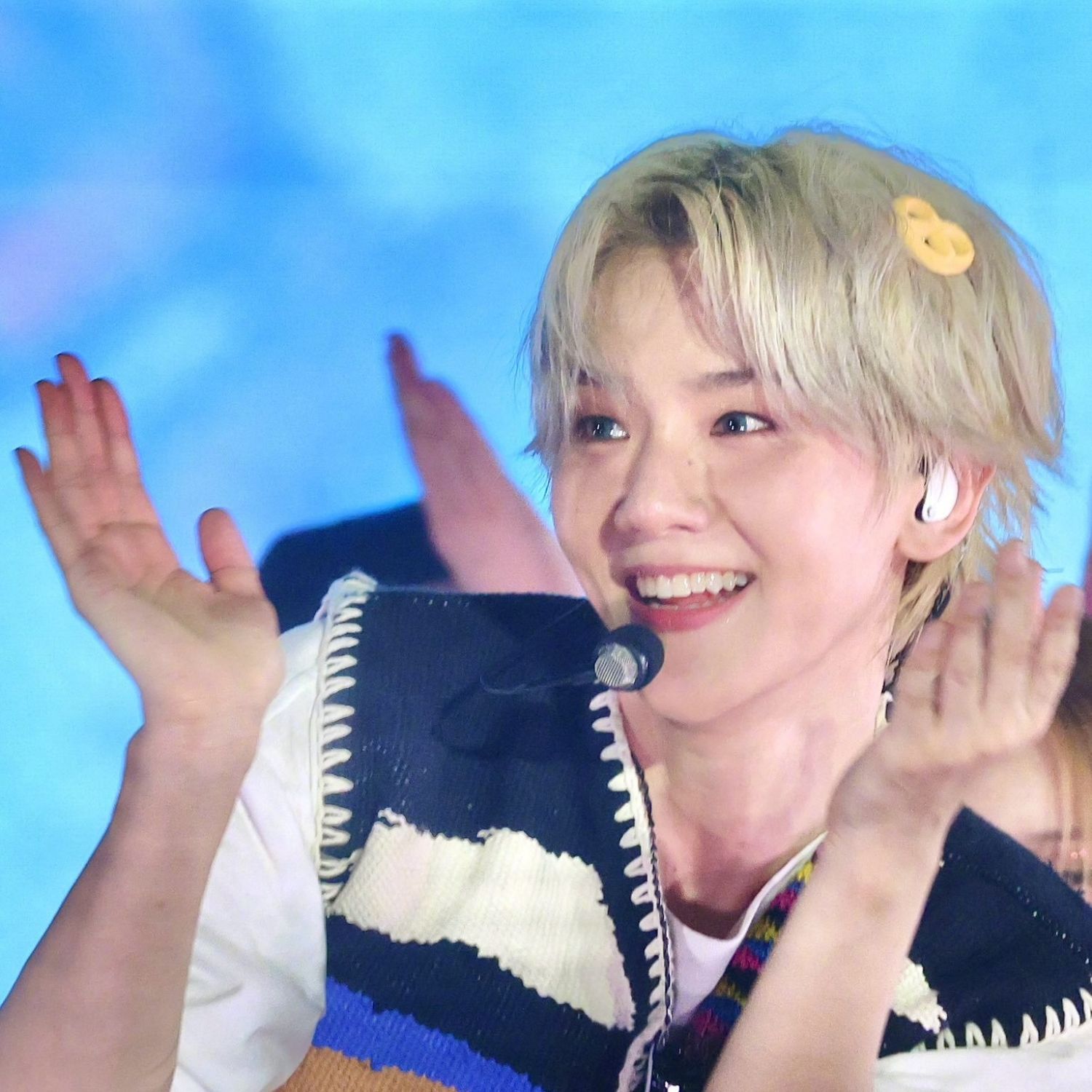 Behind-the-scenes cut of Baekhyun (EXO)