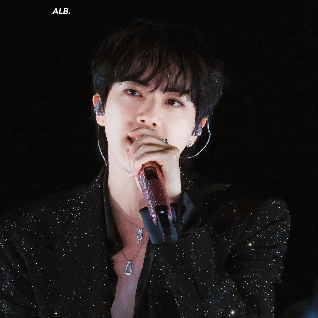 Foto terbaru Jin (BTS)