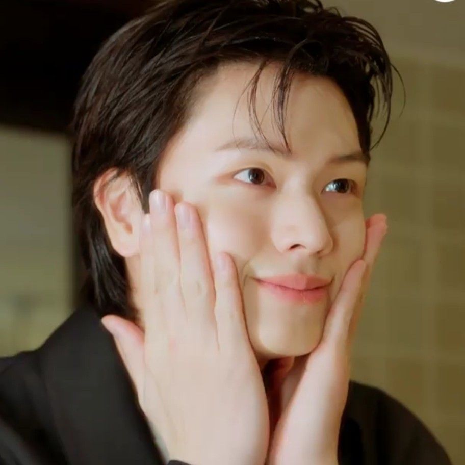 A moment captured by Yook Sungjae (BTOB)'s fan