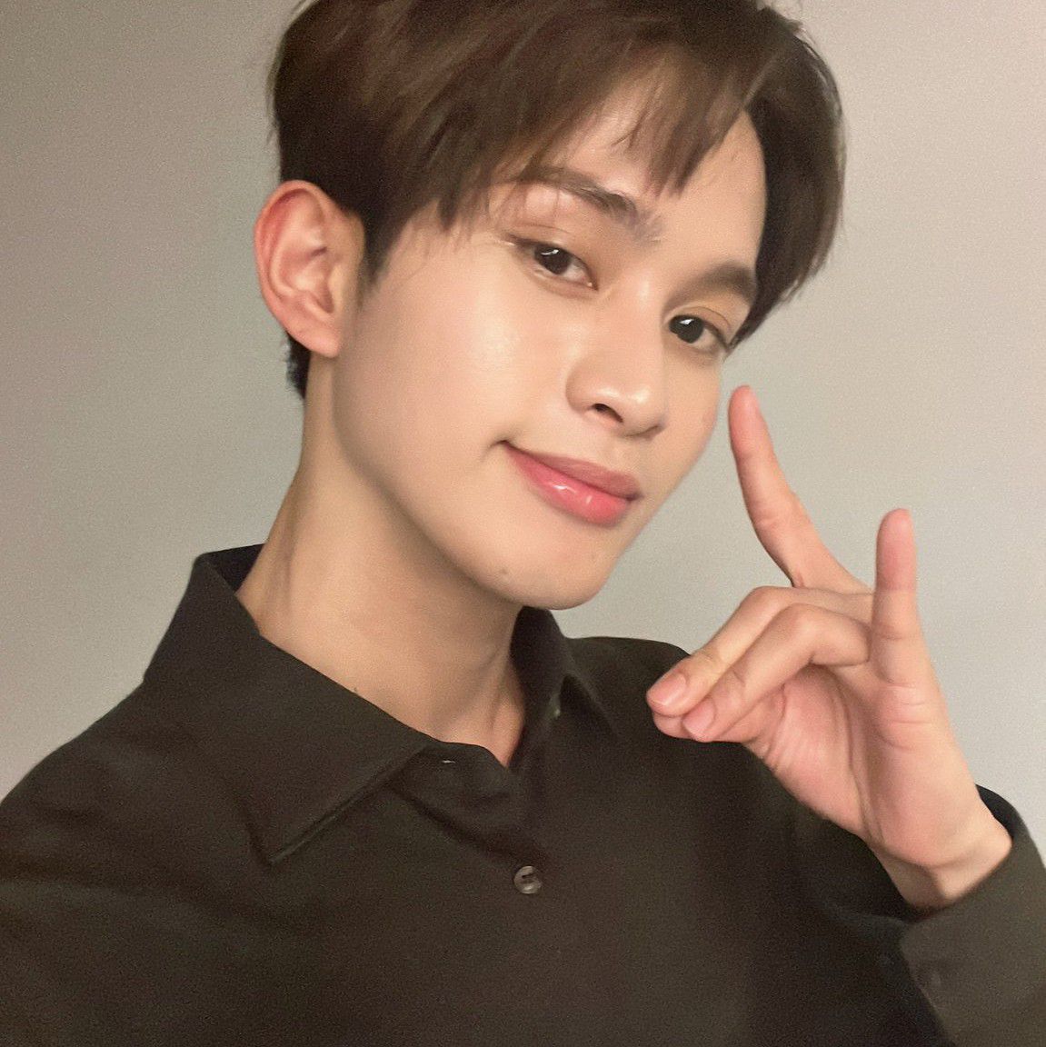 Behind-the-scenes cut of Winston (HORI7ON)