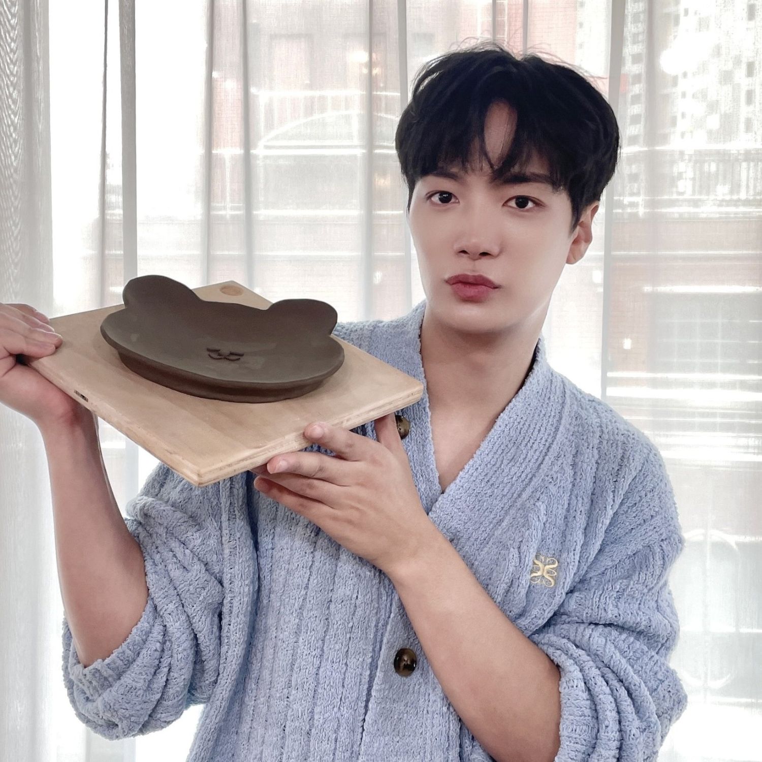 Foto aktivitas terbaru Kim Jonghyeon