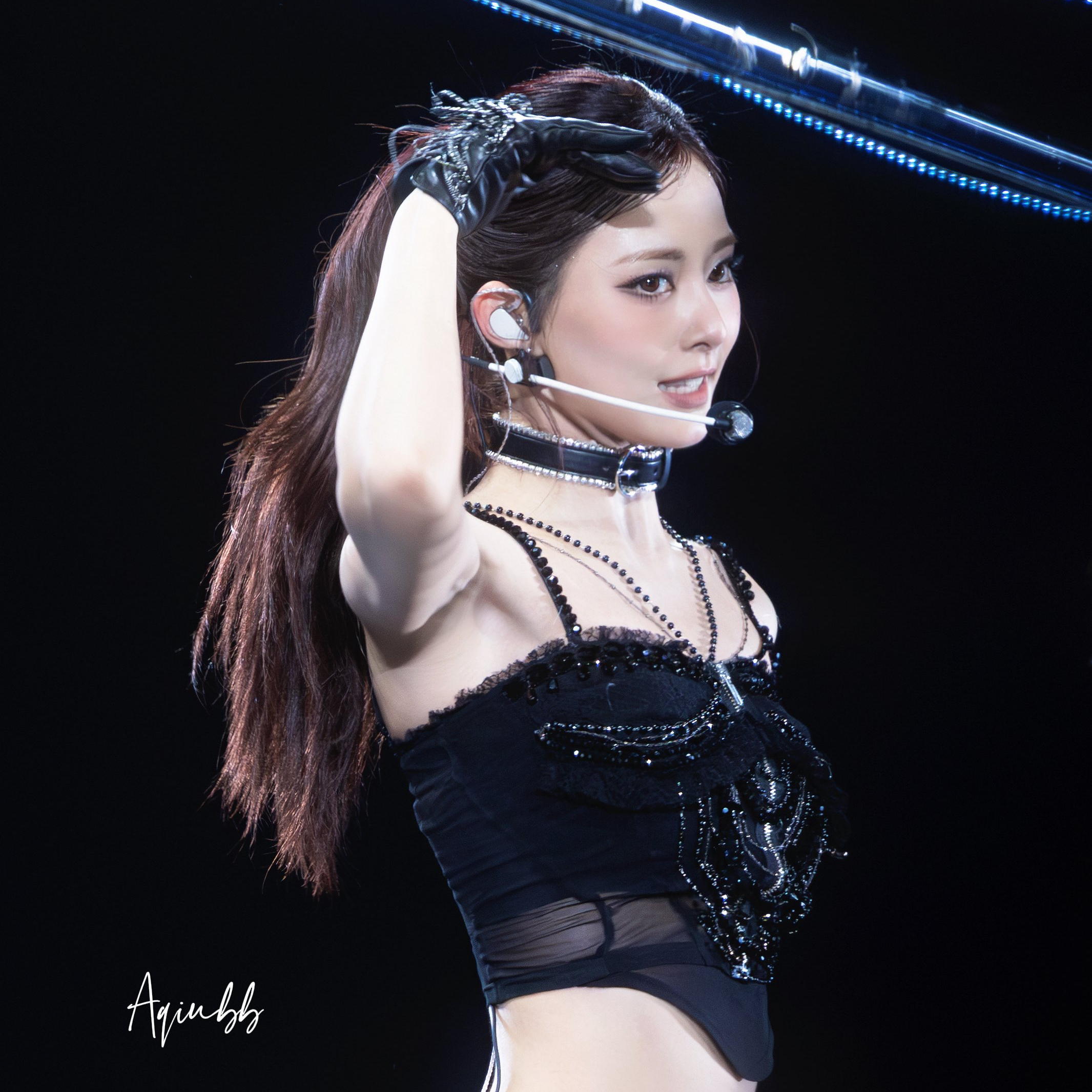 Momen yang diabadikan oleh penggemar Tzuyu (TWICE)