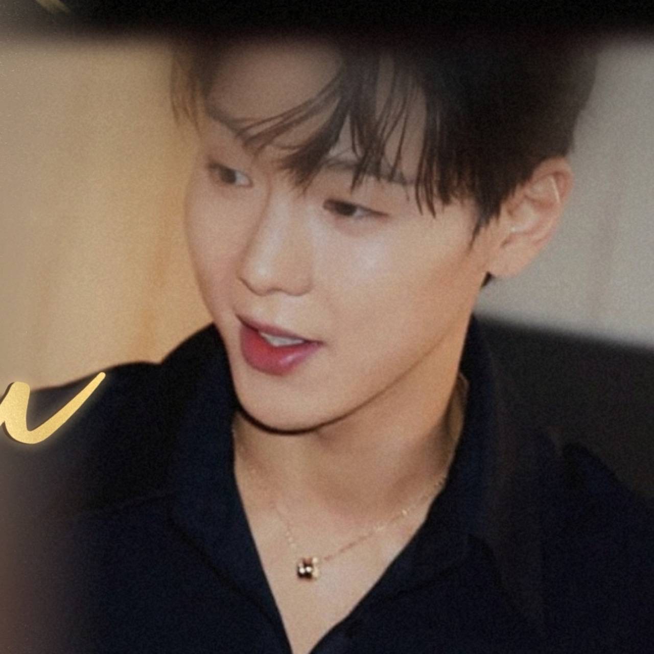 Recent activity shot of Shownu (MONSTA X)