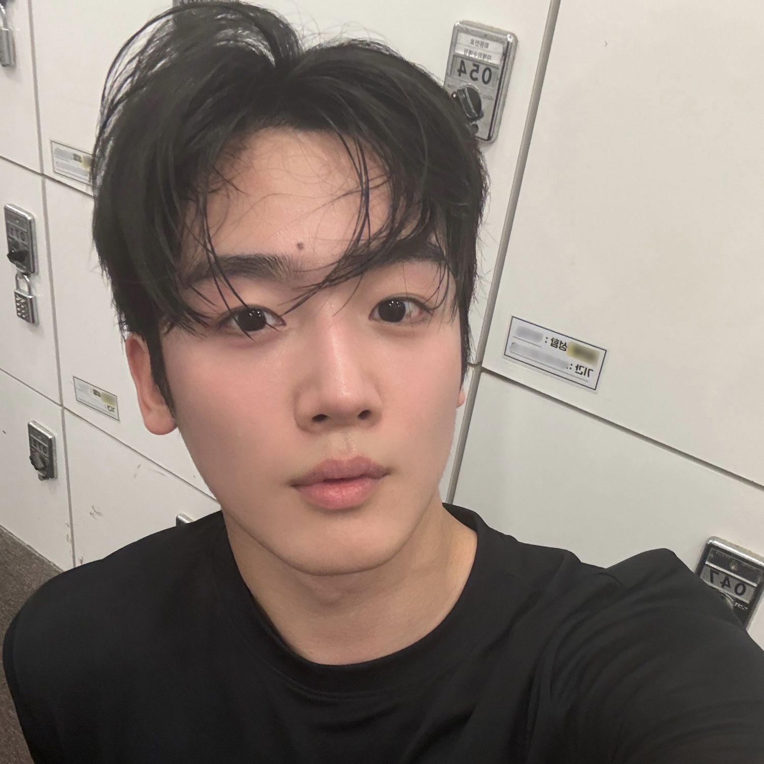 Latest photo of Kim Yohan (WEi)