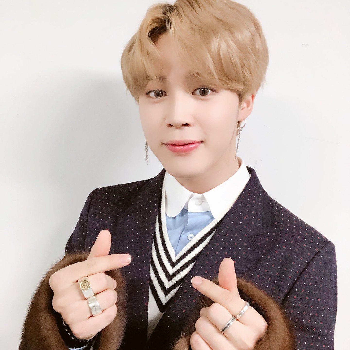 A moment captured by Jimin (BTS)'s fan