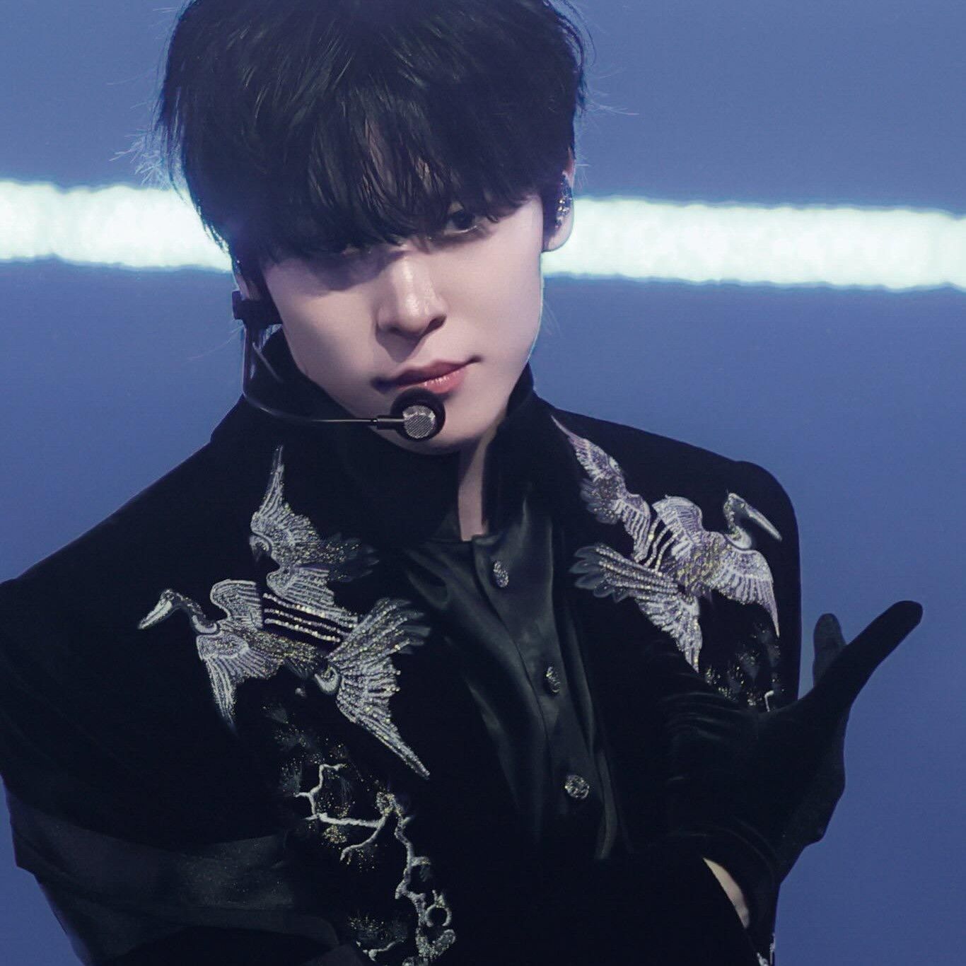 ATEEZ的幕后花絮