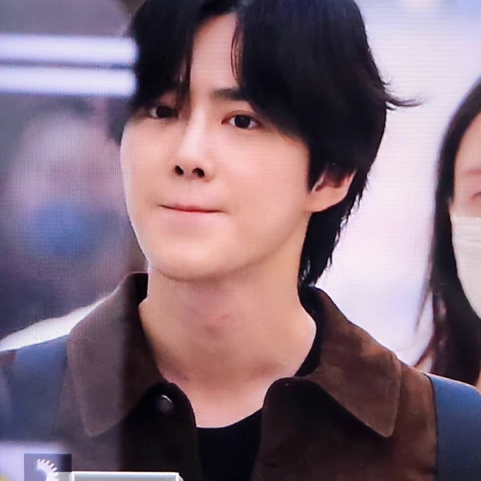 Latest photo of Suho (EXO)