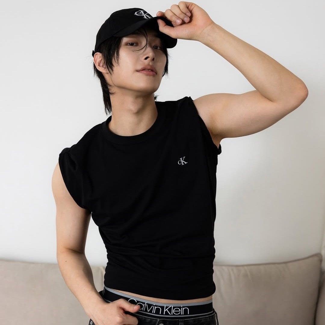 Behind-the-scenes cut of Mingi (ATEEZ)