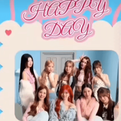 Foto aktivitas terbaru NiziU