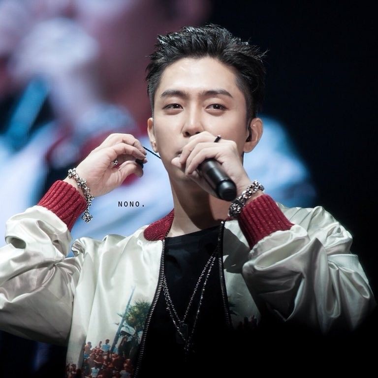 Recent activity shot of Eun Jiwon (SECHSKIES)