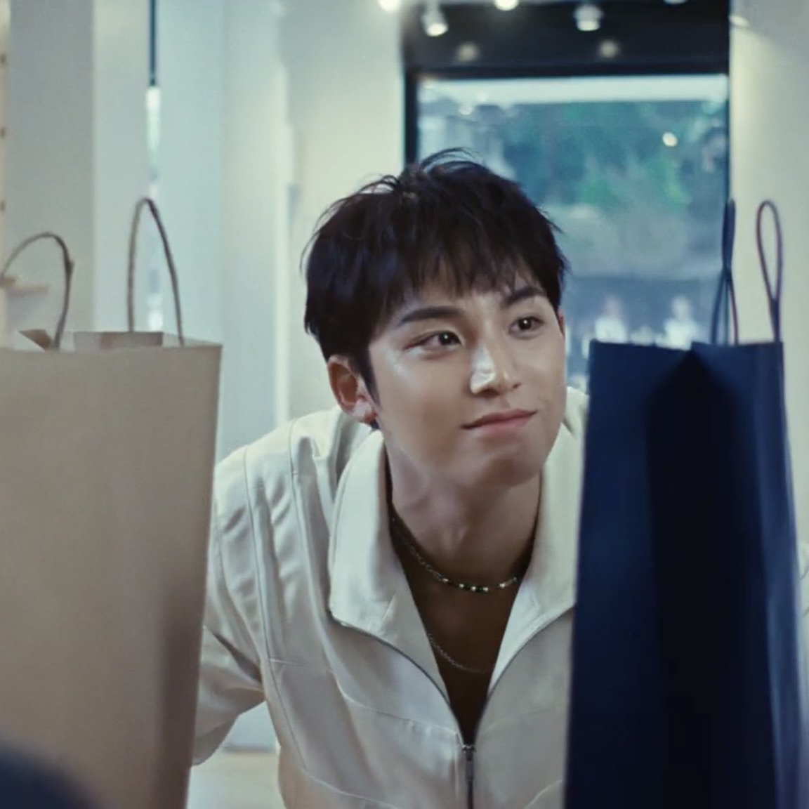 Behind-the-scenes cut of Mingyu (SEVENTEEN)