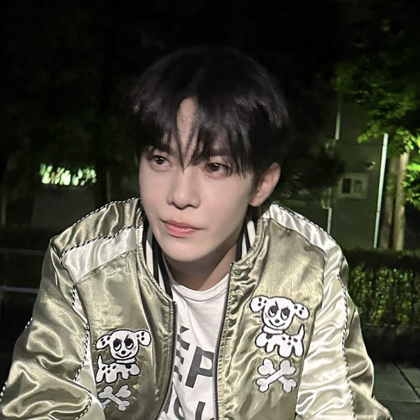 A moment captured by Park Donggyu's fan